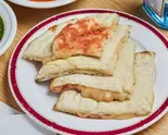 明太チーズナン Pollack Roe & Cheese Naan(カレーハウス)