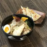 いく須らぁめんとぶた餃子のセット(3個入)（いく須）
