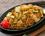 ホルモン焼肉焼きそば(120グラム) Grilled Offal Yakisoba（おっちゃんのホルモン焼）