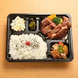 牛ステーキ弁当100g（まるべん）