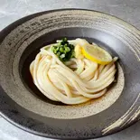 ぶっかけ讃岐うどん(冷)/bukkake sanuki udon（讃岐うどん 山田家 東京錦糸町店 SANUKIUDON YAMADAYA TŌKYŌKINSITYŌTEN）