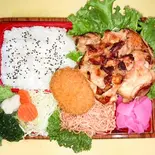 チキンステーキ弁当（てんこもり弁当湊川店）