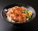 熟成牛厚切りタンカツ丼 中100g(牛かつ 黒べこ 墨田)