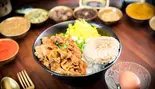 ハンバーグスタミナガーリック豚丼・ Hamburger Stamina Garlic Pork Bowl（NAMASTE）
