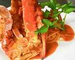 渡り蟹のトマトクリームパスタ（箸とフォーク）