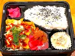 鉄板豚平焼き弁当(餃子工房ちびすけ 十三店)