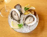 【生産者直送！】本日の殻付き生牡蠣2個セット（和風サラダ WASARA）