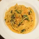 エビと季節野菜のトマトクリームパスタ（本格イタリアン TRATTORIA AL MOMENTO）