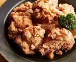 名物大きな唐揚げ9個Specialty big fried chicken（鶏と無限の可能性）