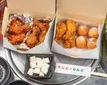 手羽元チキン盛り合わせ(12ピース),チーズボール4個（デジニランド）