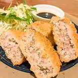 あぐーのメンチカツ（Dining IZAKAYA てぃーだんぶい）
