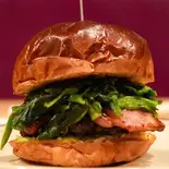 Spinach Bacon Burger（THE BURGER HOUSE 並木店）