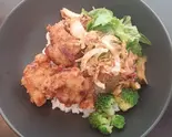 唐揚げ丼（At Dining）