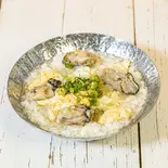 【贅沢に】牡蠣雑炊（ぞうすいマニア〜鶏キング〜大正店）