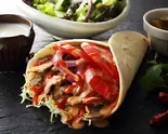 『やみつきビーフ』ケバブ トルティーヤロール【サラダ付き】（Mrs Istanbul Kebab Delivery 高宮1丁目2号店）
