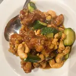 鶏肉カシューナッツ炒め（中国料理 栄偉豊）