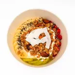 生フルーツグリークヨーグルト【季節限定トッピング】（アサイーボウルとハンドドリップコーヒー okcoffee難波店 オーケーコーヒー）