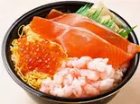 サーモンいくら甘えび丼(93)（魚丼 中村橋駅北口店）