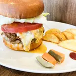 カレーチーズバーガー（HAMBURGER SHOP プラージュ）