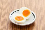 半熟玉子 単品（もつ煮定食よし川 新宿フロントタワー店）
