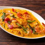 タイ風シーフードカレー炒め Stir Fried Seafood Spicy curry(タイ・インド料理のお店 ALMOND TREE)