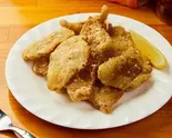 鶏皮のから揚げ Fried Chicken Skin（タージマハル）