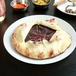 あんこナン Red Bean Naan(インド・ネパール料理GANDHIJI)