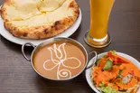 エビカレーとチーズナンのセット Prawn Curry＆Cheese Nan（アジアンレストラン アティティ 中野マルイ店）