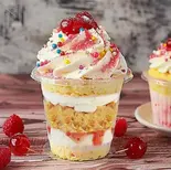 いちごパフェ Strawberry Parfait(Hawaiiアサイーボウル 栄養満点 fruit acai bowl 南小岩)