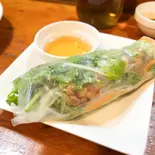 鶏肉の生春巻き(1本)(ベトナム料理シンチャオ 六本松店)