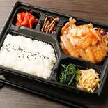 厳選豚・サムギョプサル弁当（焼肉店が本気出した肉カレー）