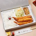 海老フライ弁当（とんかつ梅八 千里中央店）