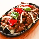 牛肉の鉄板焼き（稲香源 千歳烏山店）