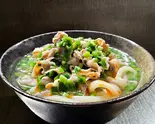 【選べるラ-油】ニラとラ-油の絶品肉うどん（「肉うどん」と「肉吸い」のお店 黒牛亭 KuroUshiTei）