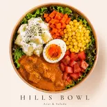 幸せのバターチキンサラダボウル（アサイーボウル＆サラダ HILLS BOWL(ヒルズボウル)）