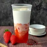 いちごラッシー strawberry lassi（金星 ヴィーナス ビューティアサイーフルーツボウル Venus beauty Acai fruit-bowl 北千住店）