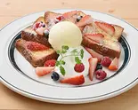 ミックスベリーのフレンチトースト(スープ付)（gram 大須店）