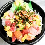 漁師丼 お子様にも人気！（【ご飯大盛無料！】中央市場直送 海鮮丼 つくし）
