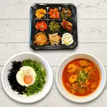 一人用のナッコプセ定食(9品おかずつき)（COCHA）