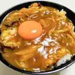 カレー丼（世起そば）