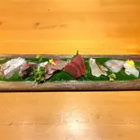刺身盛り合わせ(一人前)（旬菜料理はなもも）