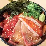 づけ三昧丼（海鮮丼の駅前 心斎橋店）