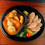 炙り鴨チャーシュー×シーフードチキンカレー（【北海道×肉×カレー】ななつぼし 南浦和店）