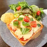 ピザトースト（神戸萩原珈琲店まるものあし跡）
