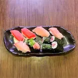 鮪尽し(回転すし 海幸)