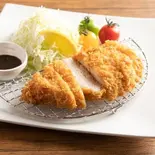 【三元豚】肩ロースカツ（和洋レストラン 岩崎）