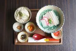 ちゅらうみそばセット(小鉢3種/油みそ・にんじんしりしり・もずく)(いつでも朝ごはん東町店)