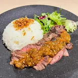 牛ハラミステーキ丼 和風おろしソース（ハラミヤ）