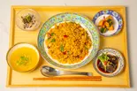 揚州炒飯ランチセット Classic Yangzhou Fried Rice Lunch Set(点心・香港広東料理 MOON FOREST ムーンフォレスト 月林閣)