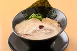 チャーシューこってりとんこつらぁ麺 Rich Pork Bone Ramen with Roast Pork(だるまのめ 西葛西店)